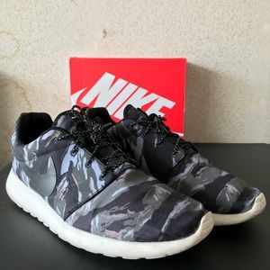 Nike Roshe one Tiger Camo